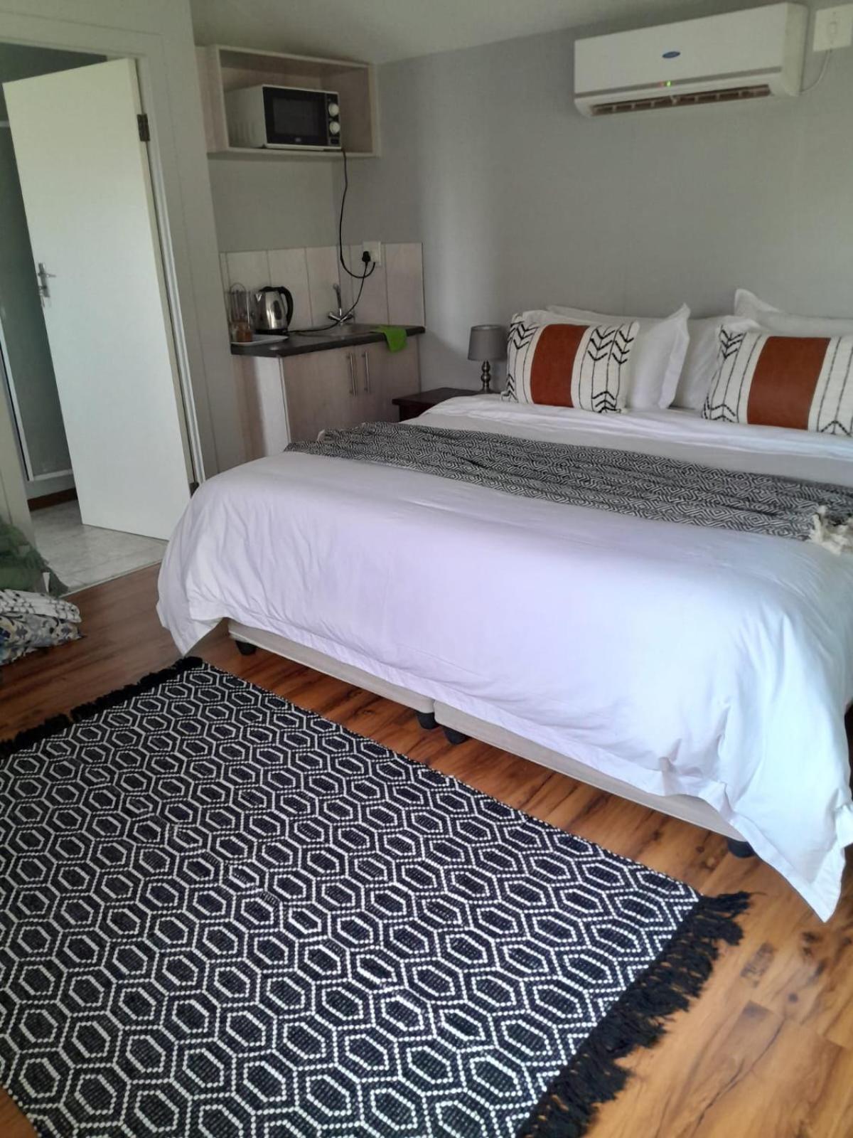 Accommodation Black Ginger Warrenton エクステリア 写真